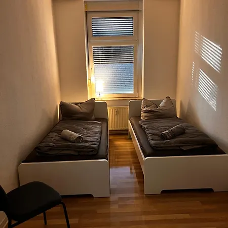 Mitten Im Herzen Von *